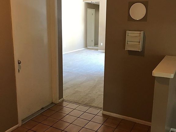 5th image of 3689 Jericho Dr