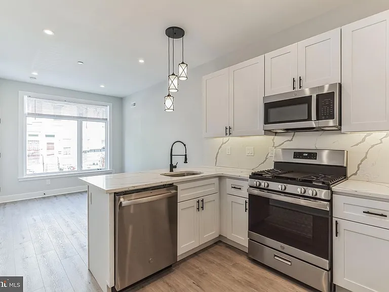 New Construction Breweytown Apartments — Photo 4