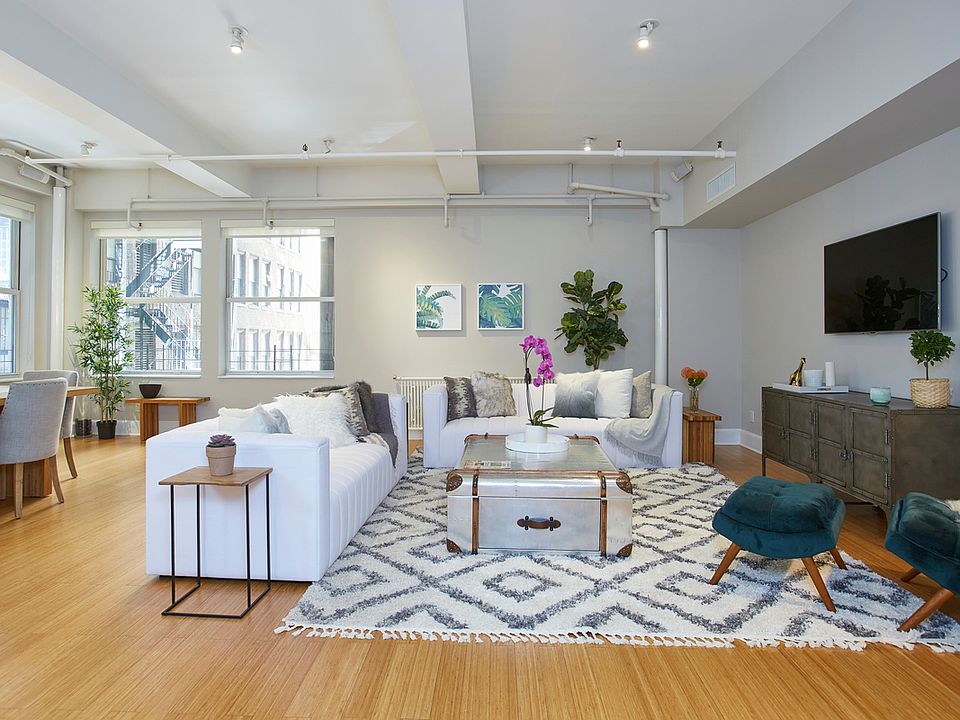 1st image of 150 W 26th St APT 403
