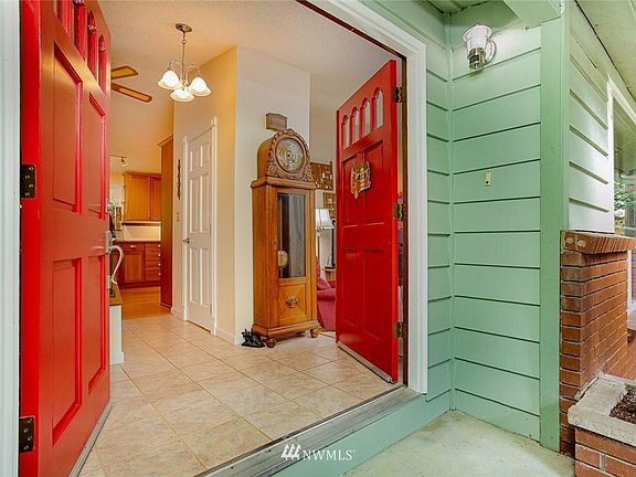 4th image of 6527 41st Street Ct NW