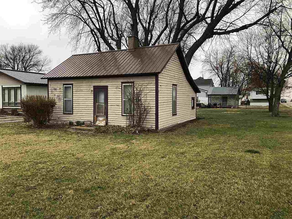 2nd image of 623 Miller St