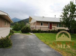 165 Paradise Dr, Livingston, MT 59047