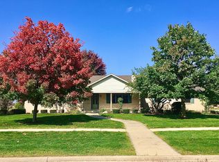 1402 Henry St, Peru, IL 61354