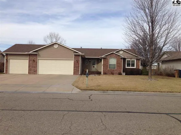 324 E 37th Ave, Hutchinson, KS 67502