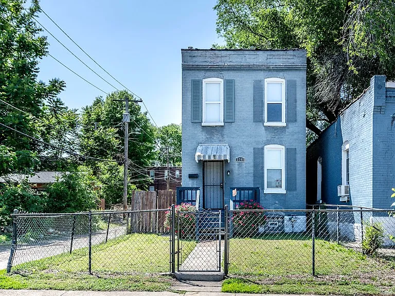 3745 Pennsylvania Ave — Photo 4
