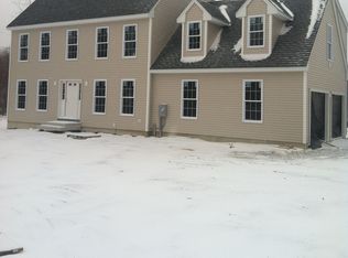 555 Wall St, Hebron, CT 06248