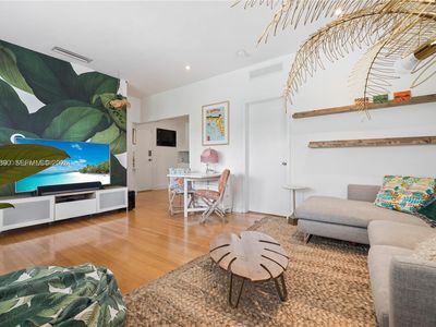 935 10th St APT 3, Miami Beach, FL, 33139