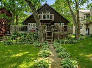 2506 Candlewick Dr SE, Poplar Grove, IL 61065