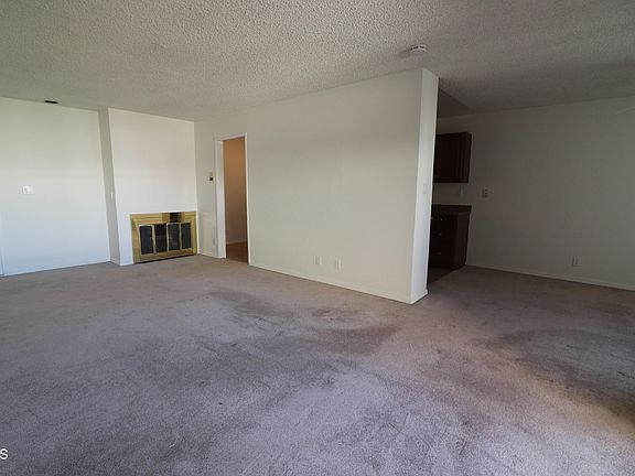 3rd image of 2444 E Del Mar Blvd Unit 207