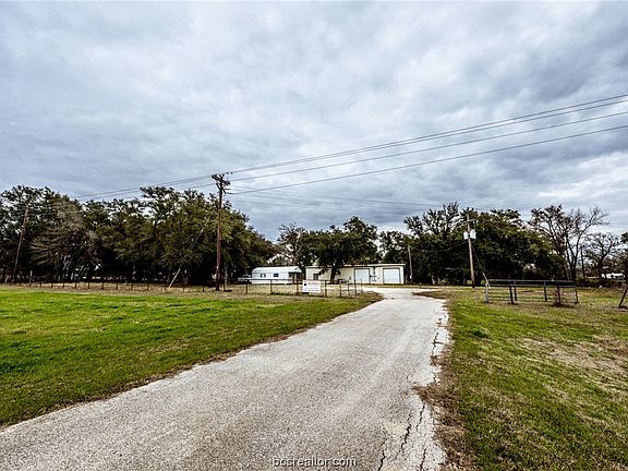 4th image of 11531 State Highway 21 W