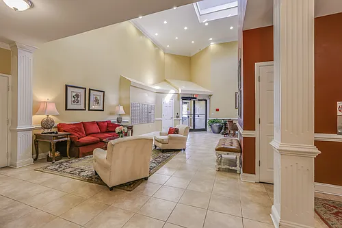 Sunstone Apartments Photo 1