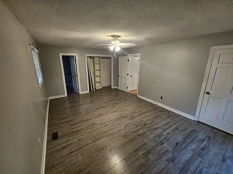 119 S Creek Dr — Photo 12