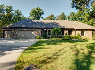 999 S Amber Court, Nixa, MO 65714