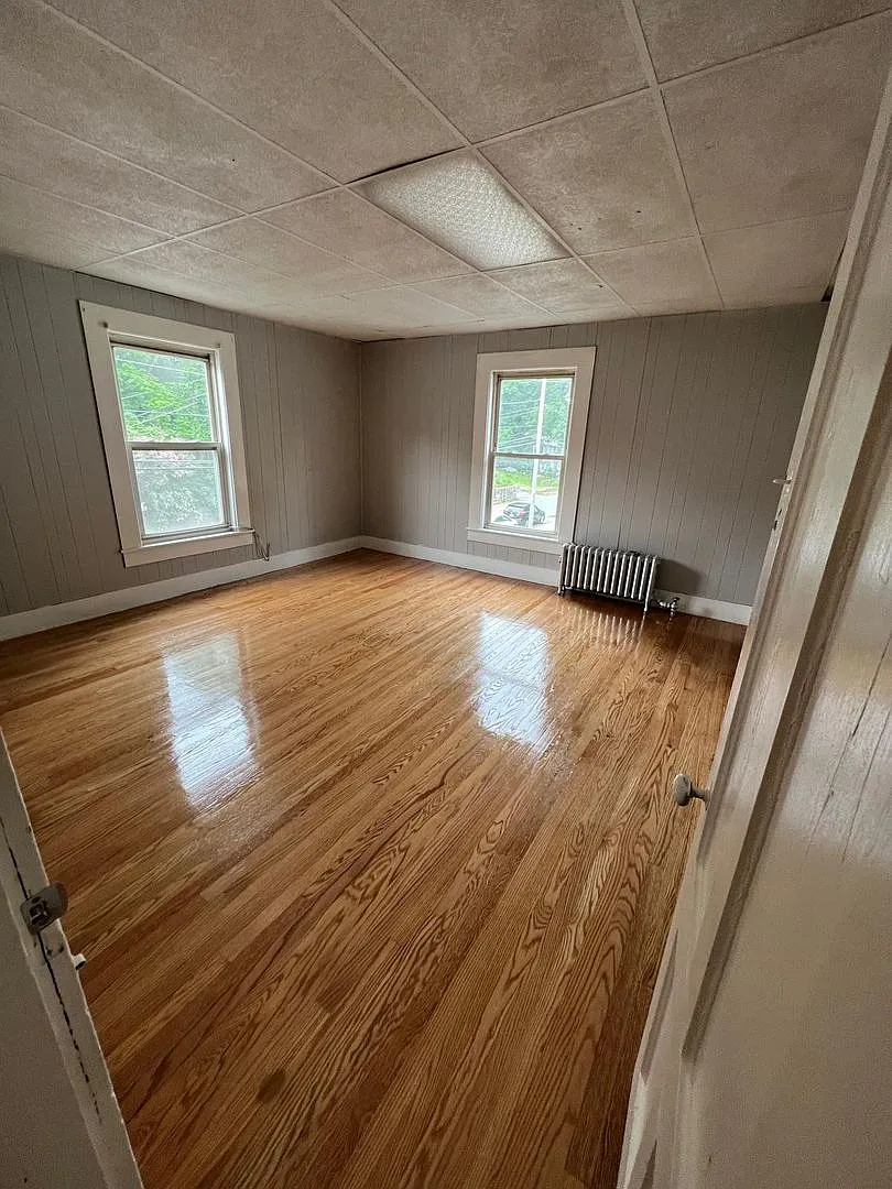 3 bed, $1,800 — Photo 4