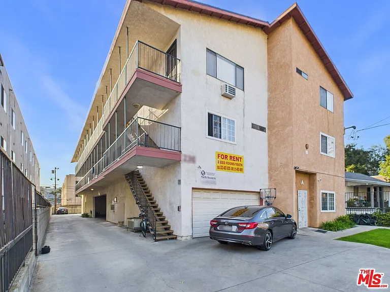 236 S Avenue 55 #C — Photo 17