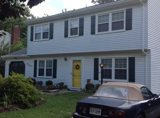 124 Harris Creek Rd, Hampton, VA 23669