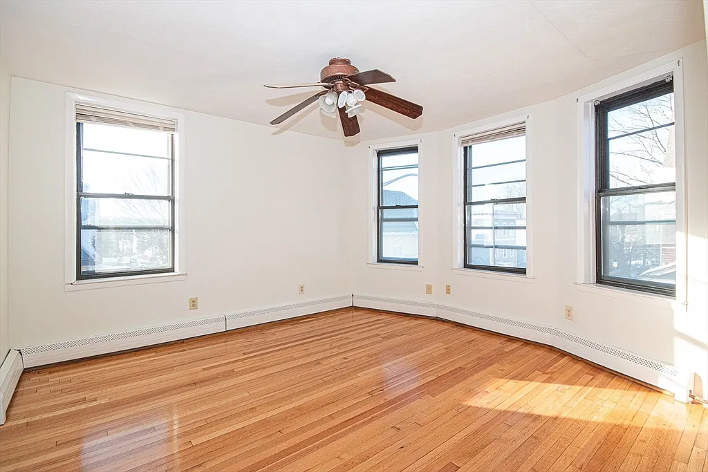 Building Photo - 29 William St #22