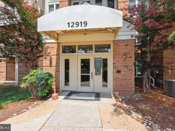 12919 Alton Sq APT 307, Herndon, VA 20170