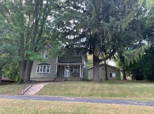 314 Pine St, Dixon, IL 61021