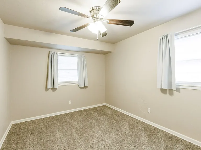 406 Bangor Ave — Photo 24