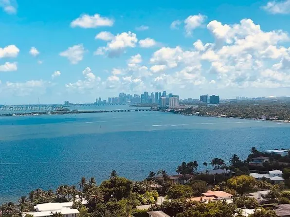 1000 Quayside Ter APT 1108, Miami, FL 33138