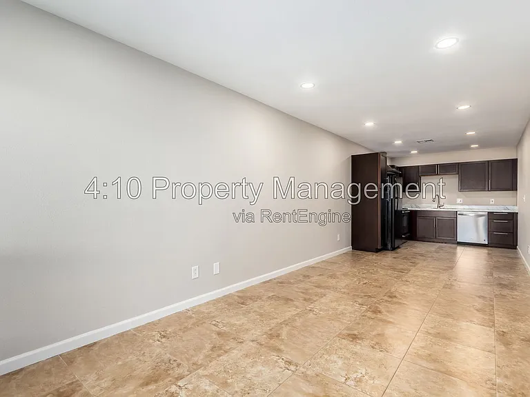 103 S McKemy St #A — Photo 9