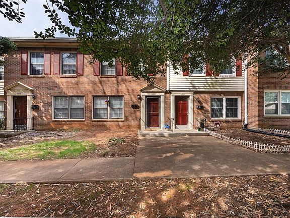 3rd image of 4607 Old Lantern Way