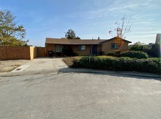 1547 Curtis Cir, Visalia, CA 93291