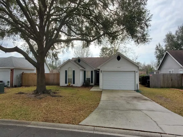 8880 Cherry Hill Dr, Jacksonville, FL 32221