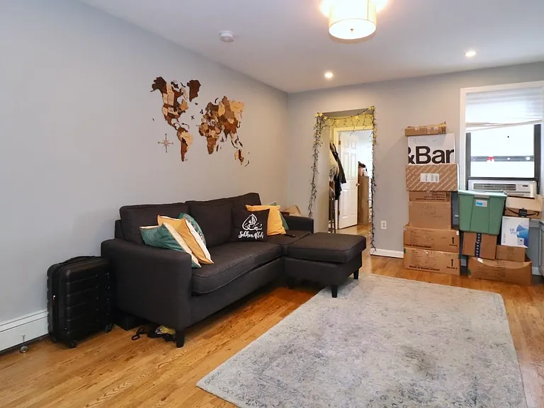 553 Jersey Ave #4R — Photo 5