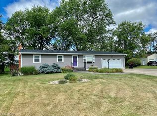 13529 Acorn Cir NW, Mogadore, OH 44260