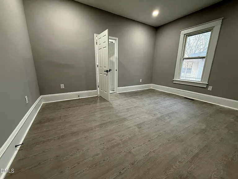 1012 S Franklin St — Photo 10