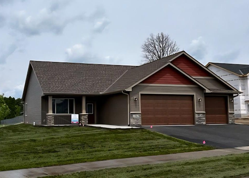 1st image of 5996 Fuller Cir