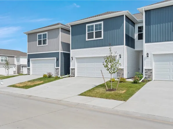 14265 Walnut Meadows Dr, Urbandale, IA 50323