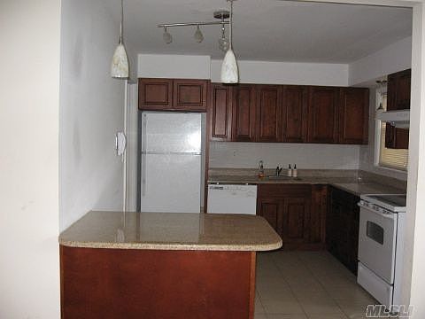 2nd image of 727 Brower Ave
