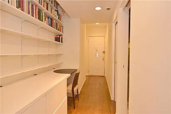 Sold by Fenwick Keats Real Estate | media 23