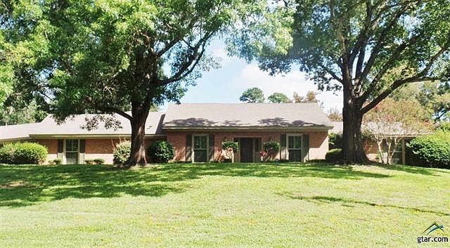 1st image of 916 Crestwood Dr