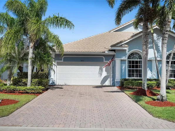 551 NW Red Pine Way, Jensen Beach, FL 34957