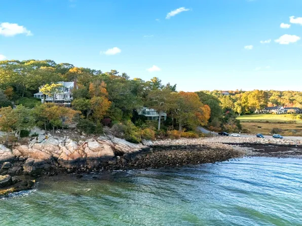 23 Ocean St, Manchester, MA 01944