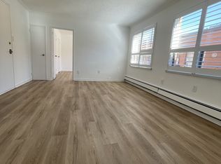 2940 Dundas St W #1-02, Toronto, ON M6P 1Y8