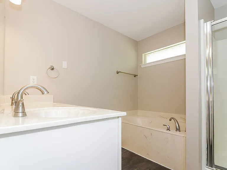 10678 Pecan Meadow Dr N — Photo 14