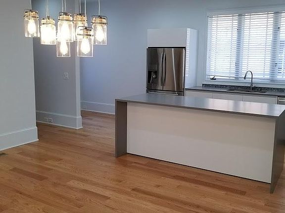 5th image of 3 Pritchard Way NE