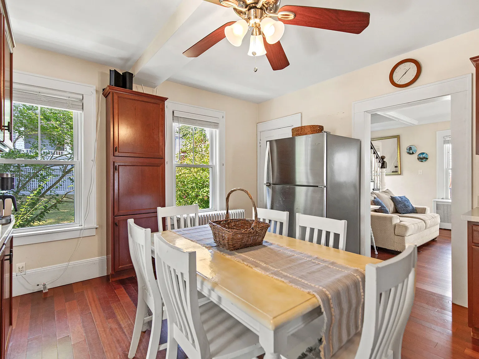 5 bed, 2019 sqft, $5,500 — Photo 3
