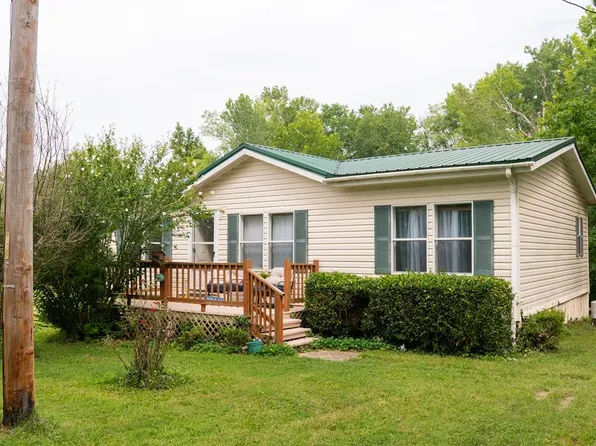 8560 Spring Creek Rd, Cookeville, TN 38506