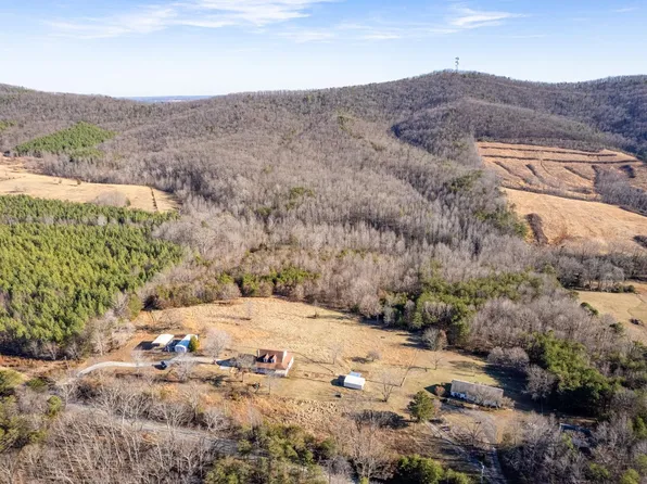 1049 Poor House Rd, Rustburg, VA 24588