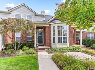 29102 April Ct, Walled Lake, MI 48390