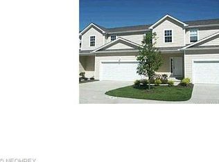 77 Grand Harbor Dr #10, Grand River, OH 44045