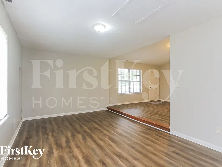5613 Simmul Ln — Photo 6