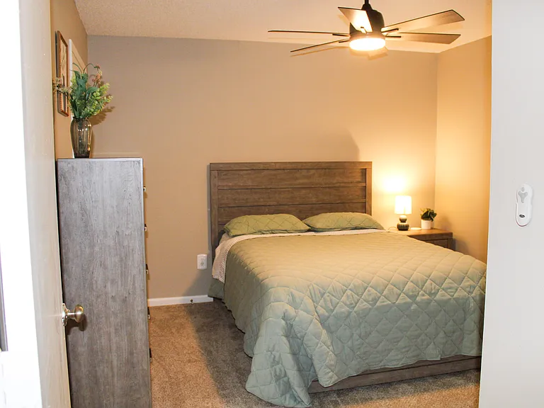 180 W Dublin Dr — Photo 47