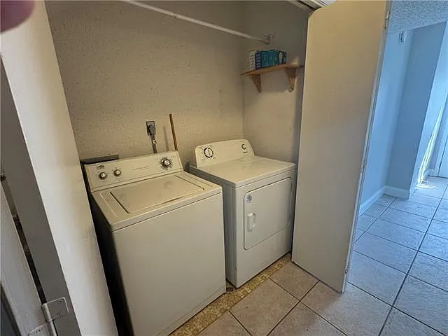 932 Asheville Dr — Photo 7